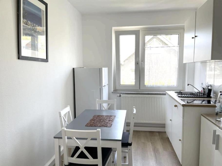 Duesseldorf Messe And Airport, 2-Bedroom Apartment With Kitchen And Garden Дуйсбург Екстер'єр фото